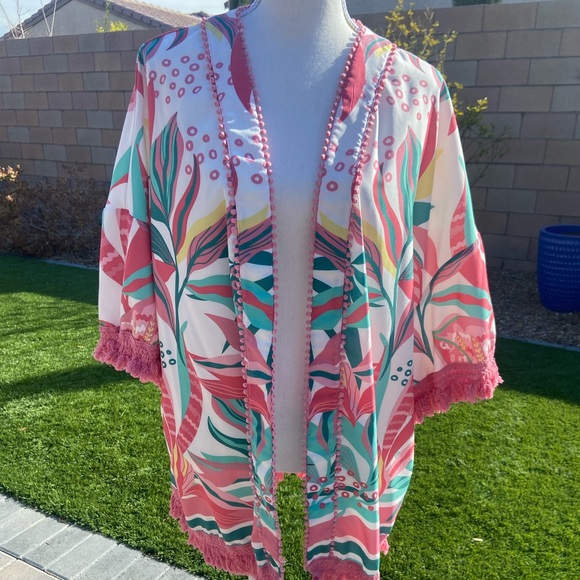 Colorful Kimono Style Top - Picture 8 of 14